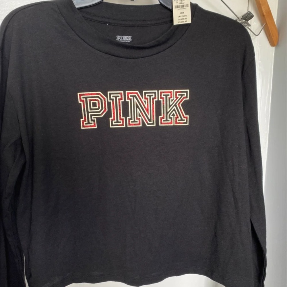 PINK Victoria Secret new with tags T-shirt size Medium